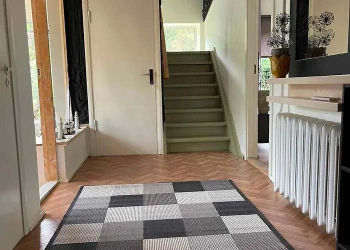 Merelaehedane Peremaja Paernus Feriehus